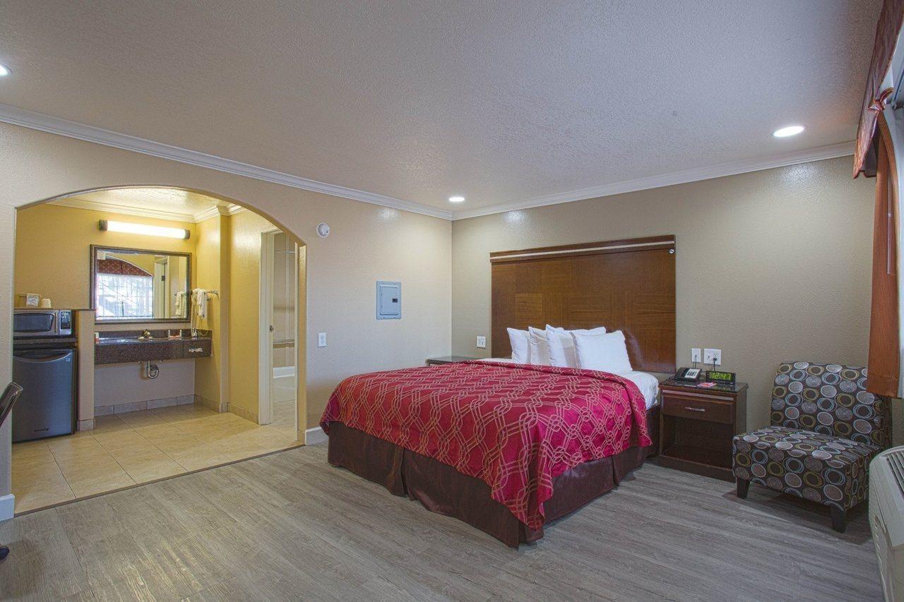 Motel 6 Carlsbad, Ca- North المظهر الخارجي الصورة
