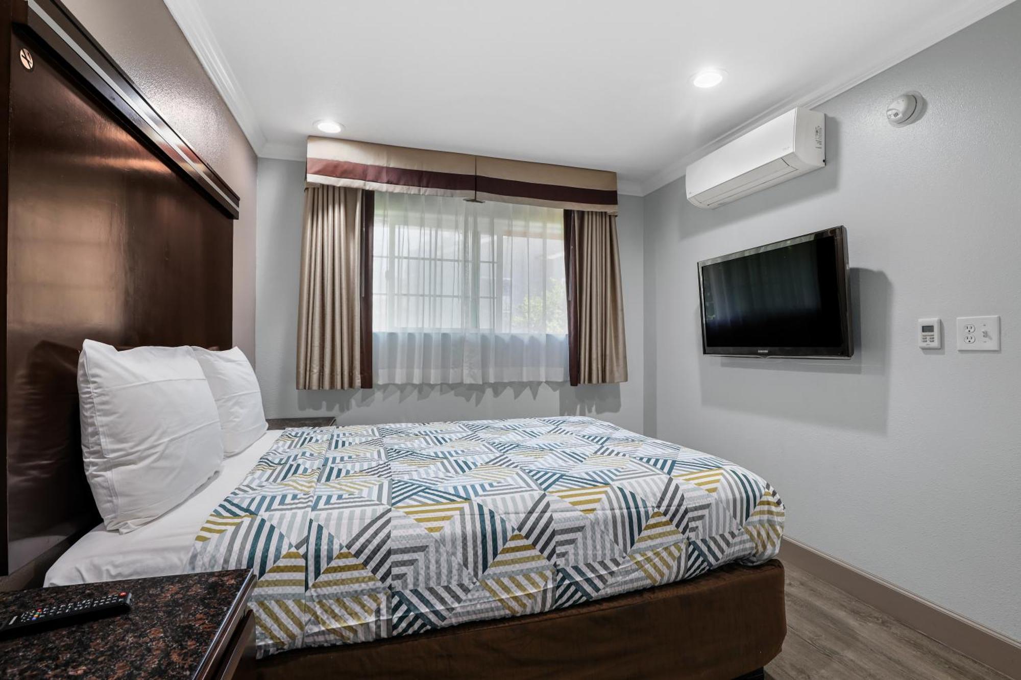 Motel 6 Carlsbad, Ca- North المظهر الخارجي الصورة