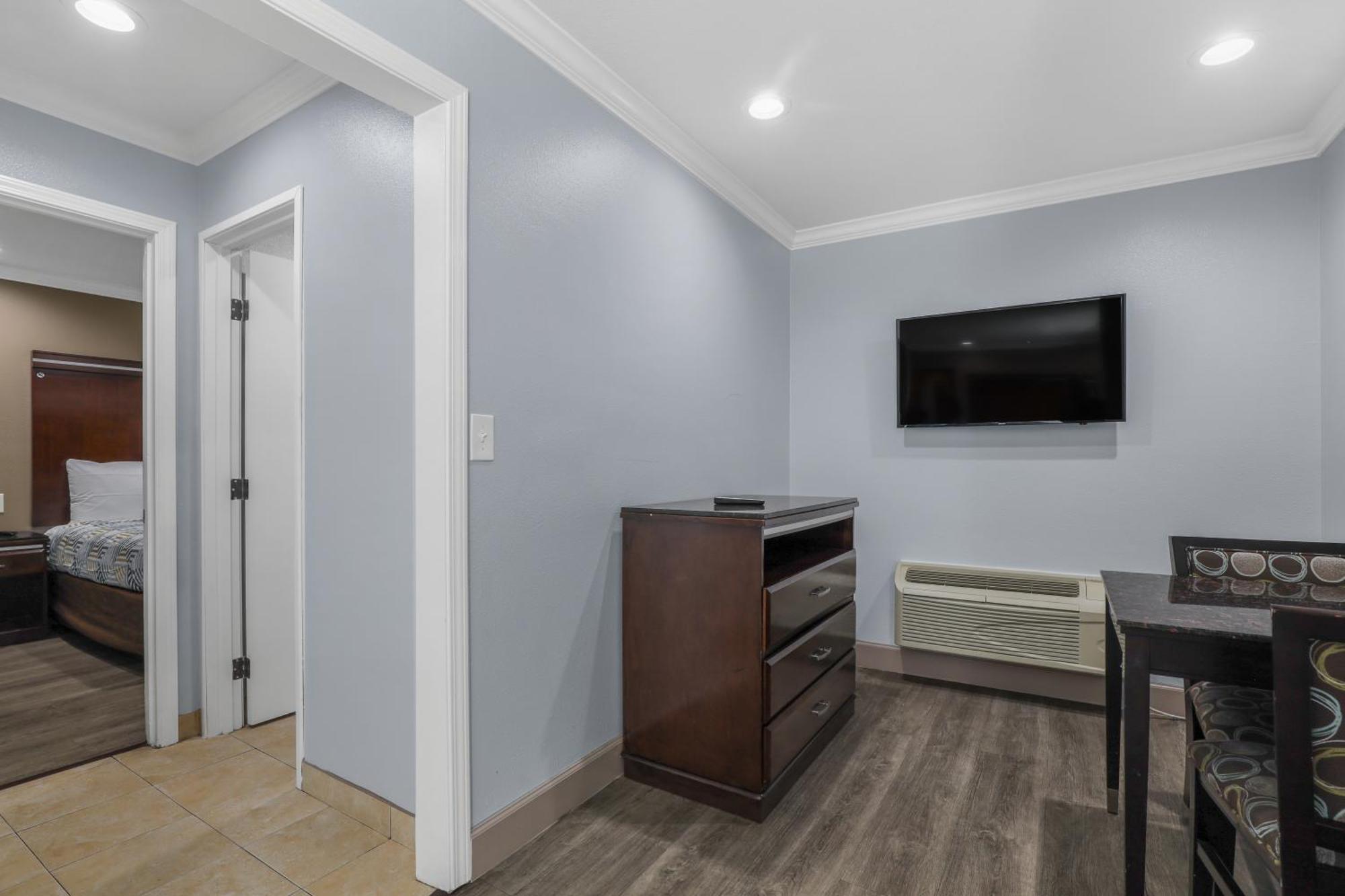 Motel 6 Carlsbad, Ca- North المظهر الخارجي الصورة