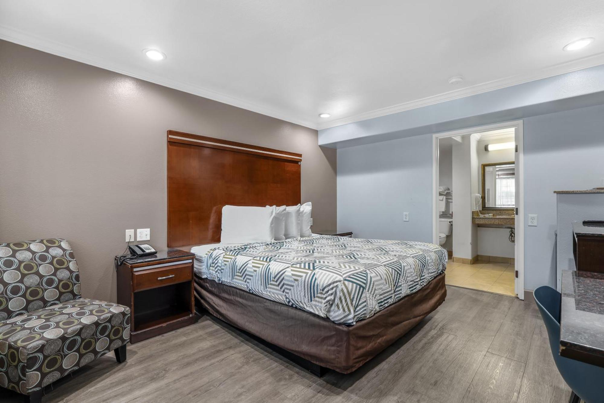 Motel 6 Carlsbad, Ca- North المظهر الخارجي الصورة